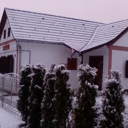 Jakuzzis,szaunás,kerkavendégház-őrség-csesztreg-kerkaujfalu * Csesztreg