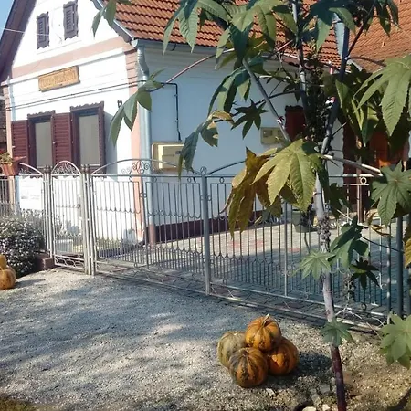 Jakuzzis,szaunás,kerkavendégház-őrség-csesztreg-kerkaujfalu * Csesztreg