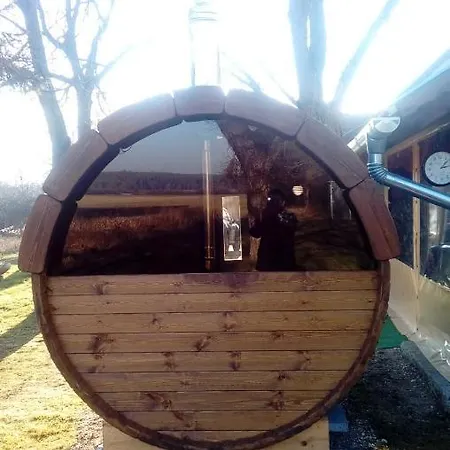 Jakuzzis,szaunás,kerkavendégház-őrség-csesztreg-kerkaujfalu Hébergement de vacances *